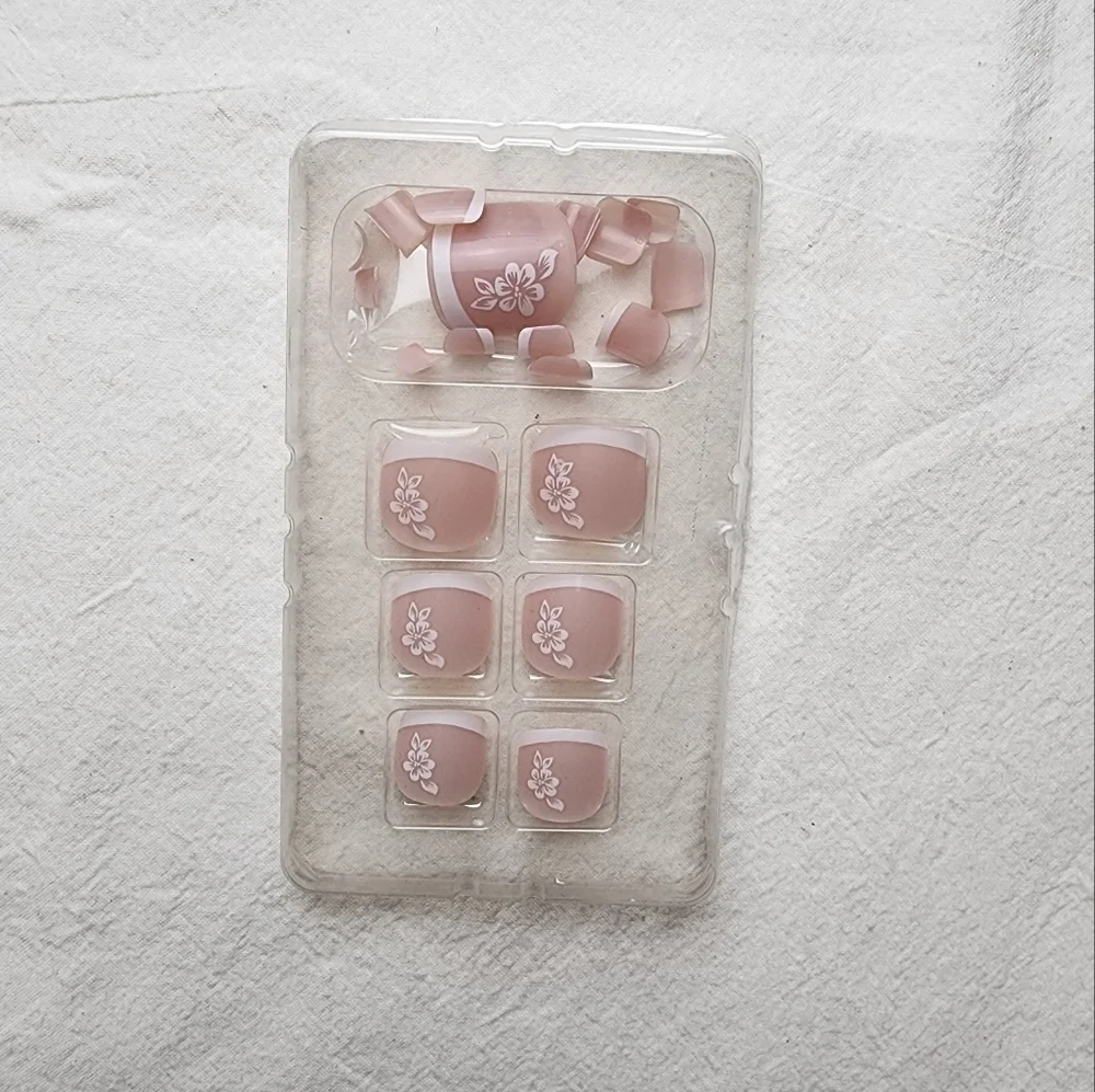 24 Pieces Fake Toe Press On Nails